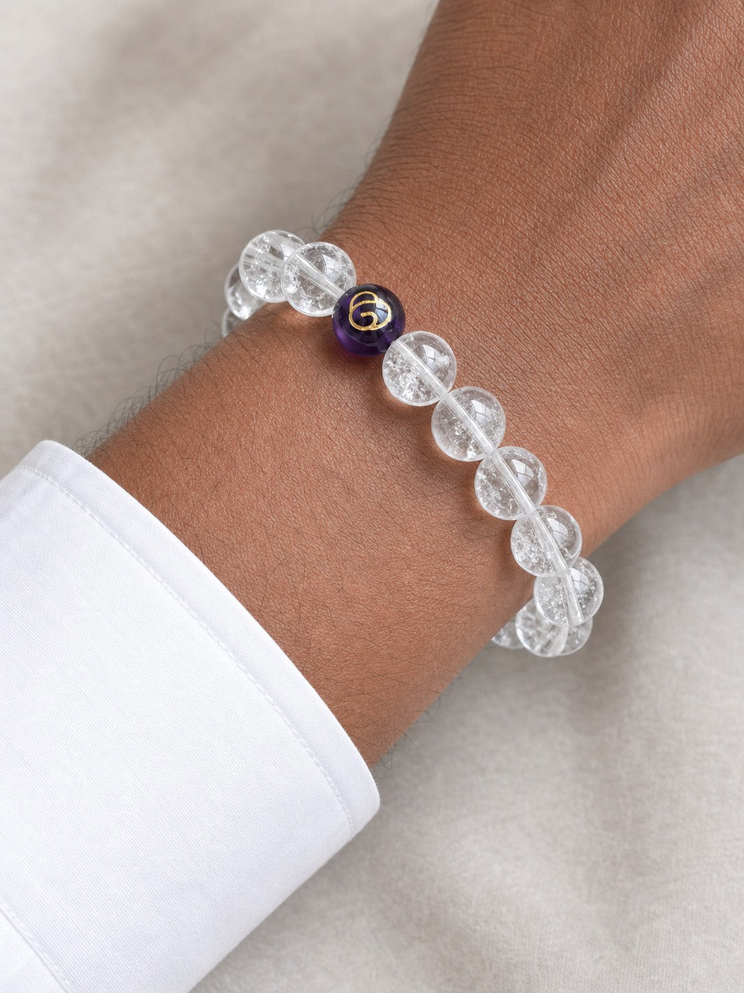 Metal-element white crystal bracelet